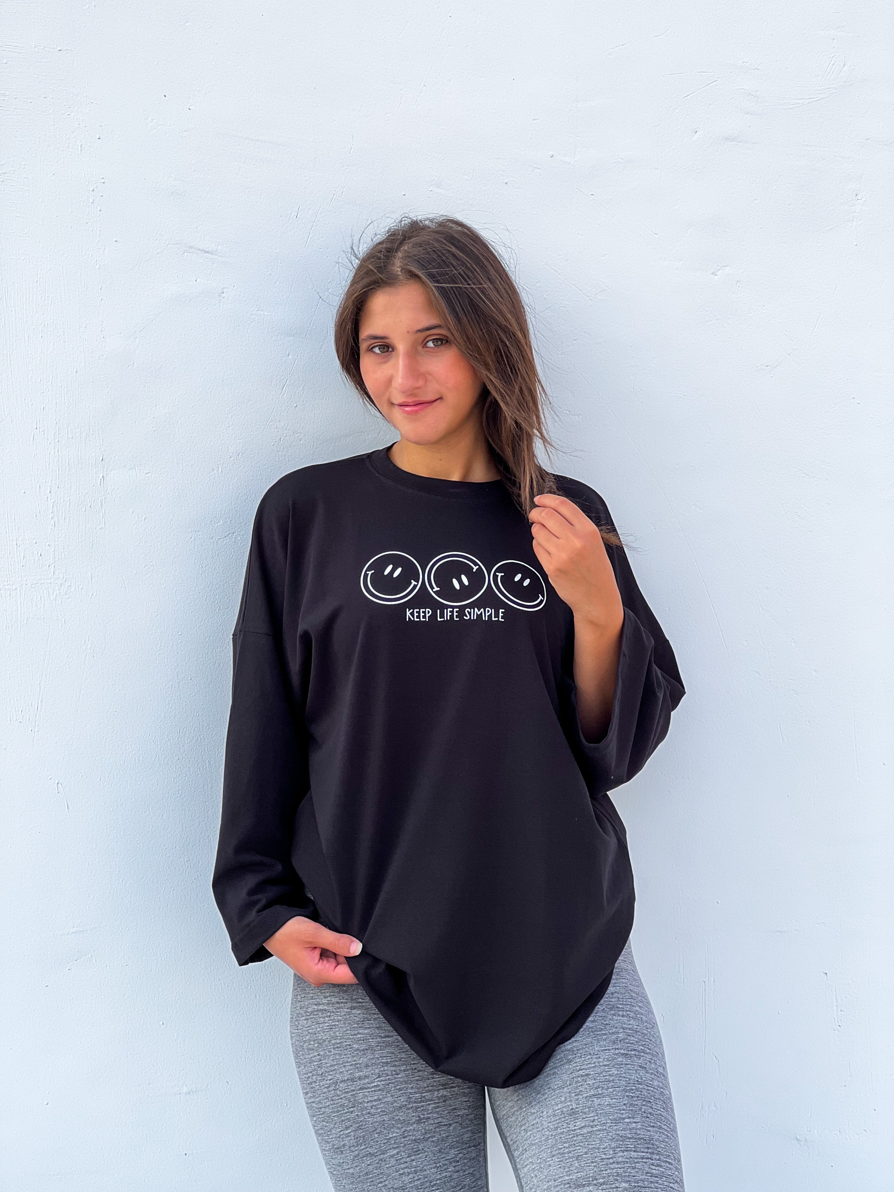 Long sleeve oversized t-shirt